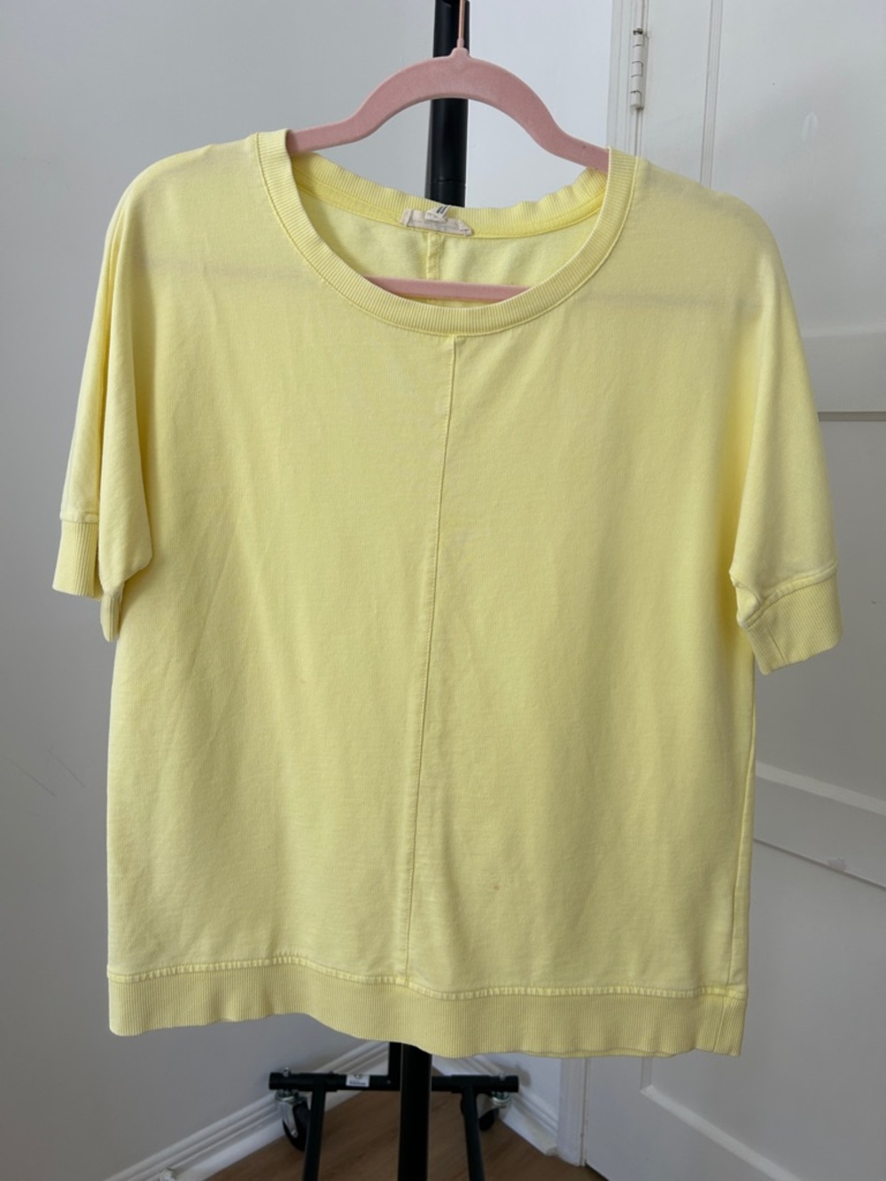Jane & Delancey Top. Size small. PTP 21”. See description.